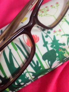 �R���X